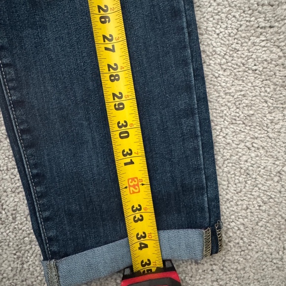 GAP Sexy Boyfriend Fit Jeans….Size 6 - Picture 9 of 12